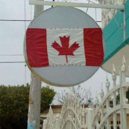 Canadian House Tolu Hotel Ngoại thất bức ảnh